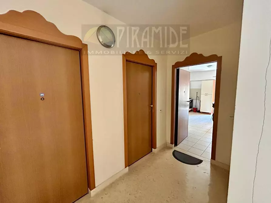 Immagine 26 di Appartamento in vendita  in VIA Firenze a Tortoreto