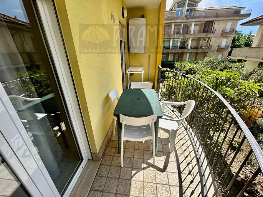 Immagine 16 di Appartamento in vendita  in VIA Firenze a Tortoreto