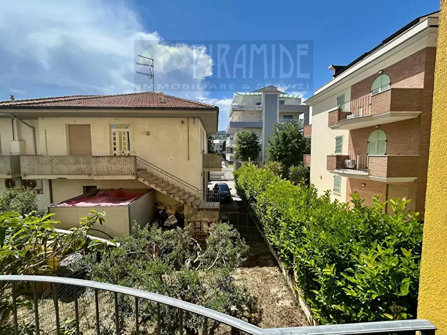 Immagine 17 di Appartamento in vendita  in VIA Firenze a Tortoreto