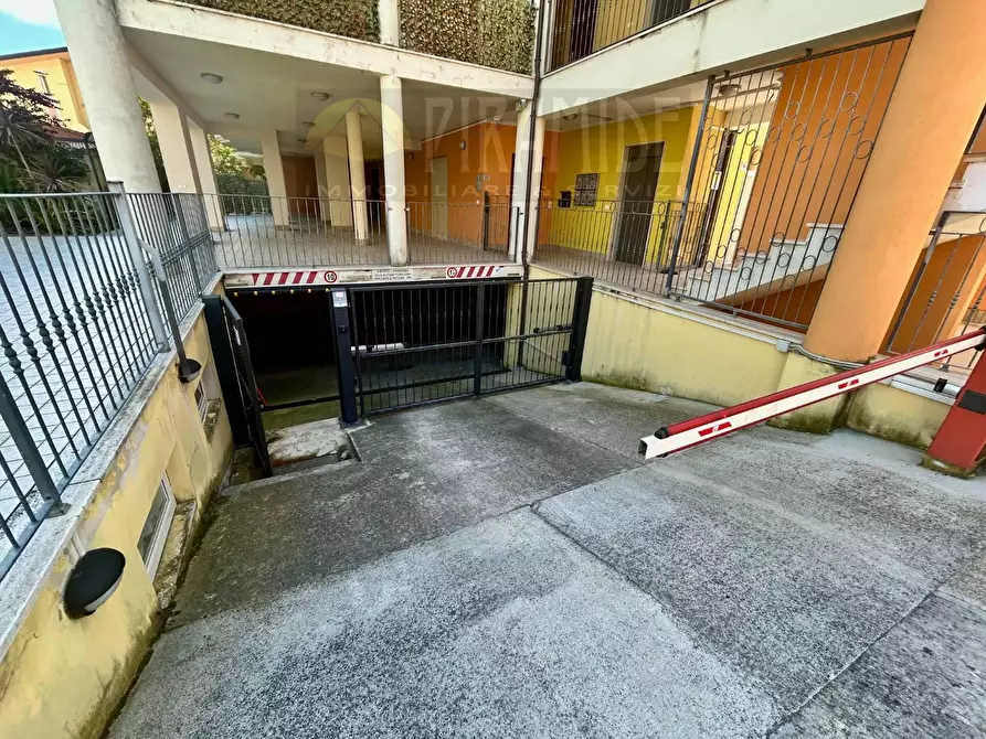 Immagine 18 di Appartamento in vendita  in VIA Firenze a Tortoreto