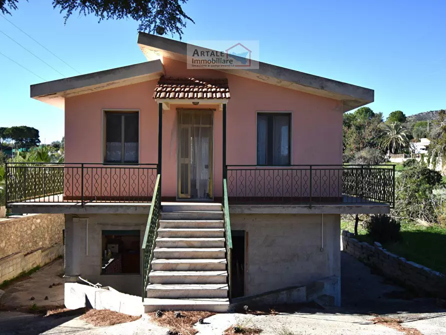 Immagine 1 di Casa bifamiliare in vendita  in Oasi 0 a Avola