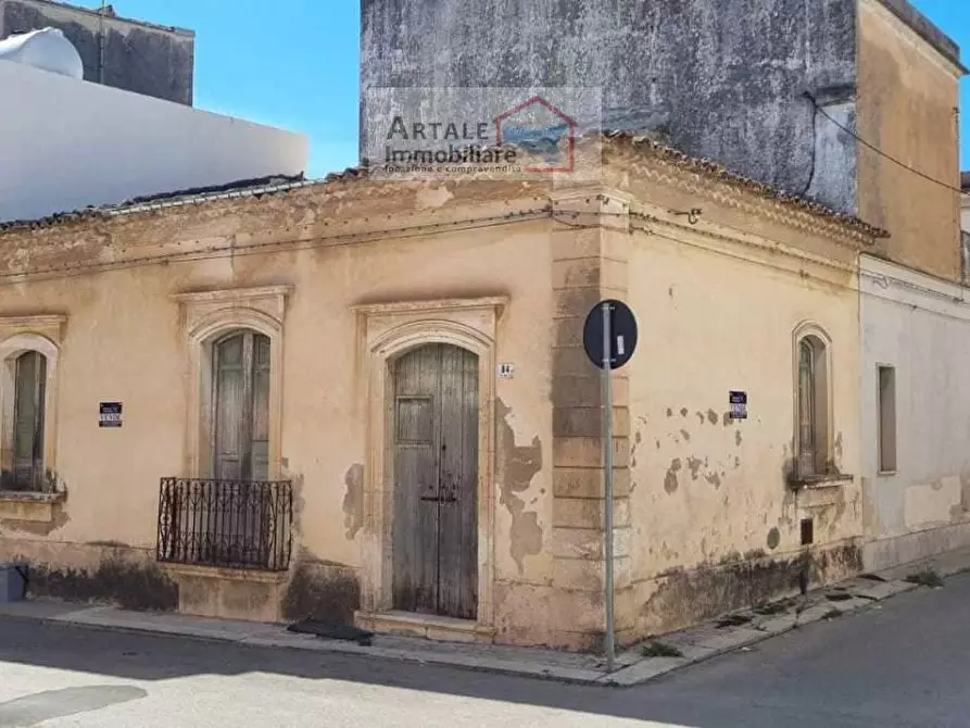 Immagine 1 di Casa indipendente in vendita  in VIA Malta 84 a Avola