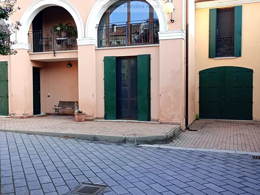 Immagine 1 di Villetta a schiera in vendita  in Umberto I 1 a Arqua' Polesine