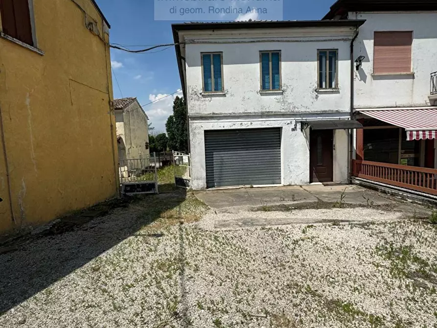 Immagine 1 di Casa indipendente in vendita  in Statale 16 112 a Bosaro