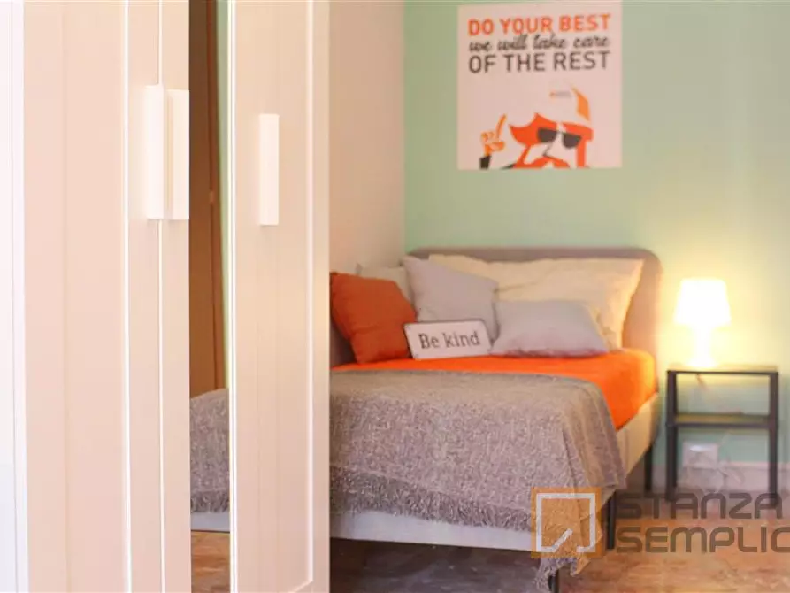 Immagine 1 di Stanza singola in affitto  in Via Como 10 a Lecco