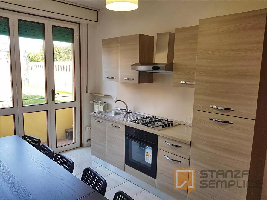 Immagine 5 di Stanza singola in affitto  in PIAZZA TONIOLO 5L a Pisa