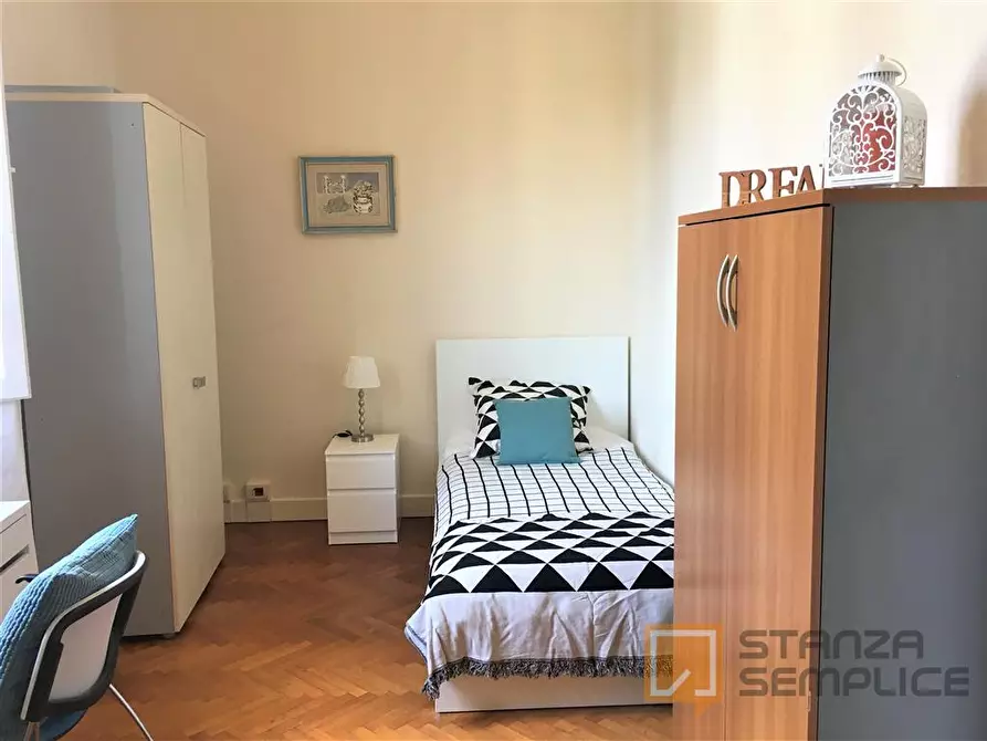 Immagine 1 di Stanza singola in affitto  in Via VIA CASTELFIDARDO 30 a Firenze