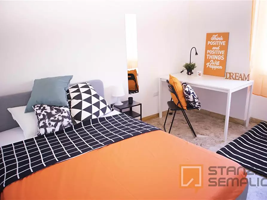 Immagine 1 di Stanza singola in affitto  in Via Ariosto n11 a Cagliari