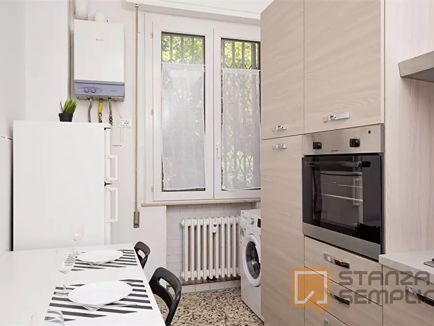 Immagine 5 di Stanza singola in affitto  in VIA BASTIONI SETTENTRIONALI, 49 a Rimini