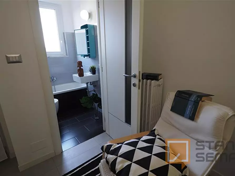 Immagine 3 di Stanza singola in affitto  in Via Verolengo 8 a Torino