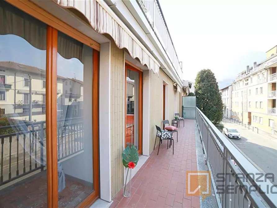 Immagine 21 di Stanza singola in affitto  in Via Como 10 a Lecco