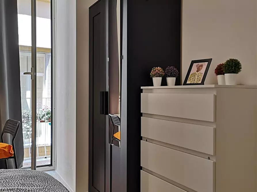 Immagine 4 di Stanza singola in affitto  in Vico Campane a Donnalbina n. 18 a Napoli