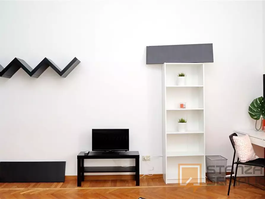 Immagine 4 di Stanza singola in affitto  in Via Eleonora D'arborea 38 a Roma