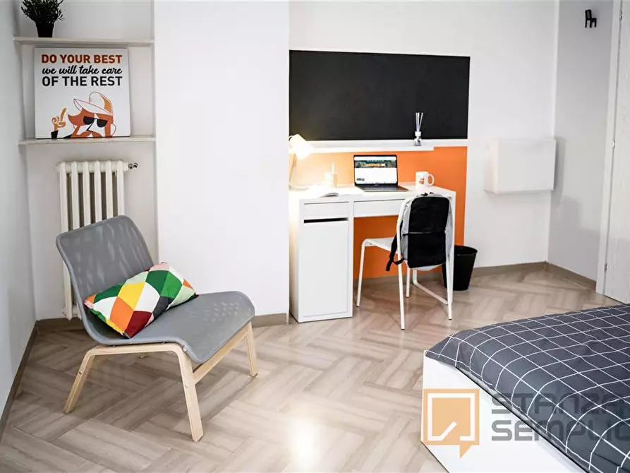 Immagine 3 di Stanza singola in affitto  in Via Giulio Petroni 25/5 a Bari