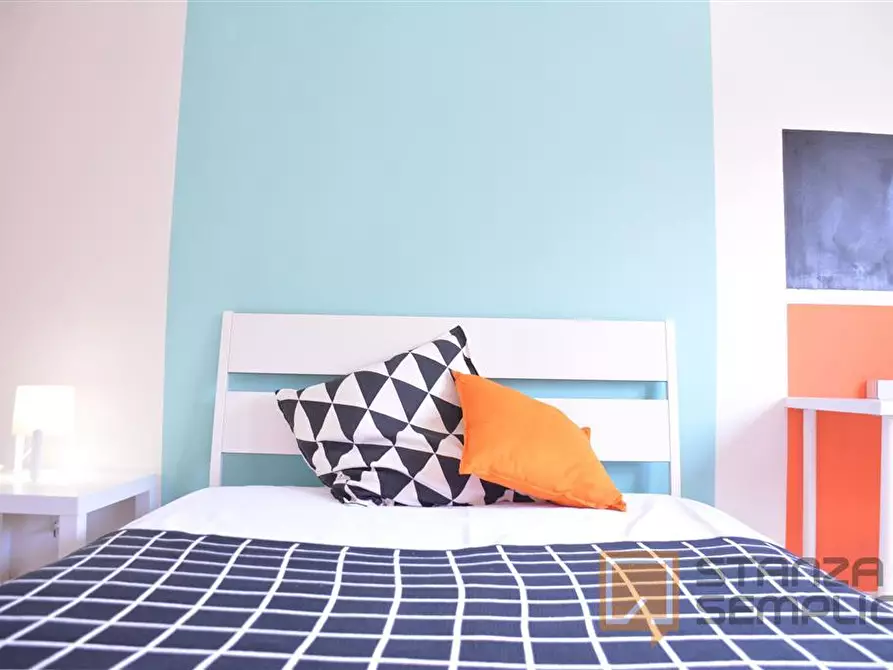 Immagine 2 di Stanza singola in affitto  in Via is mirrionis 87 a Cagliari