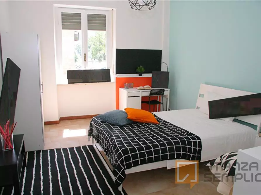 Immagine 3 di Stanza singola in affitto  in Via Pallanza 17 a Torino