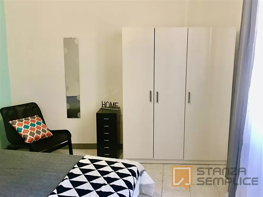 Immagine 1 di Stanza singola in affitto  in Via del Ponte Rosso 13 a Firenze