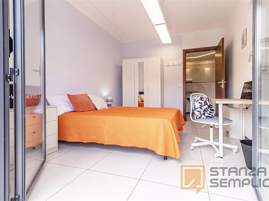 Immagine 5 di Stanza singola in affitto  in Via Michele Coppino SNC - interno piazza 26 (2°P e 3°P) a Sassari