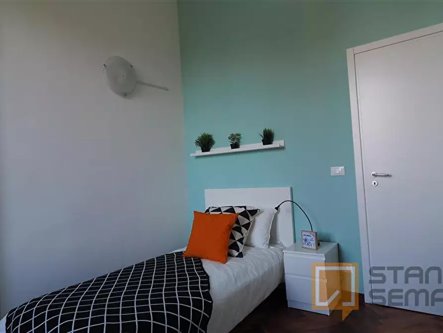 Immagine 1 di Stanza singola in affitto  in Corso Galileo Ferraris , 57 a Torino