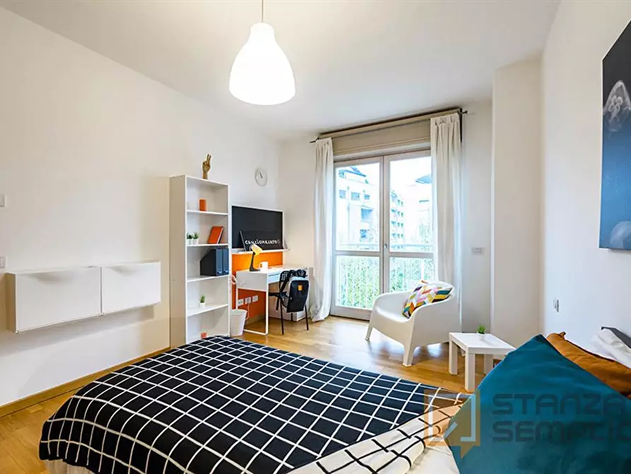 Immagine 4 di Stanza singola in affitto  in VIA BERIZZI 16 a Bergamo