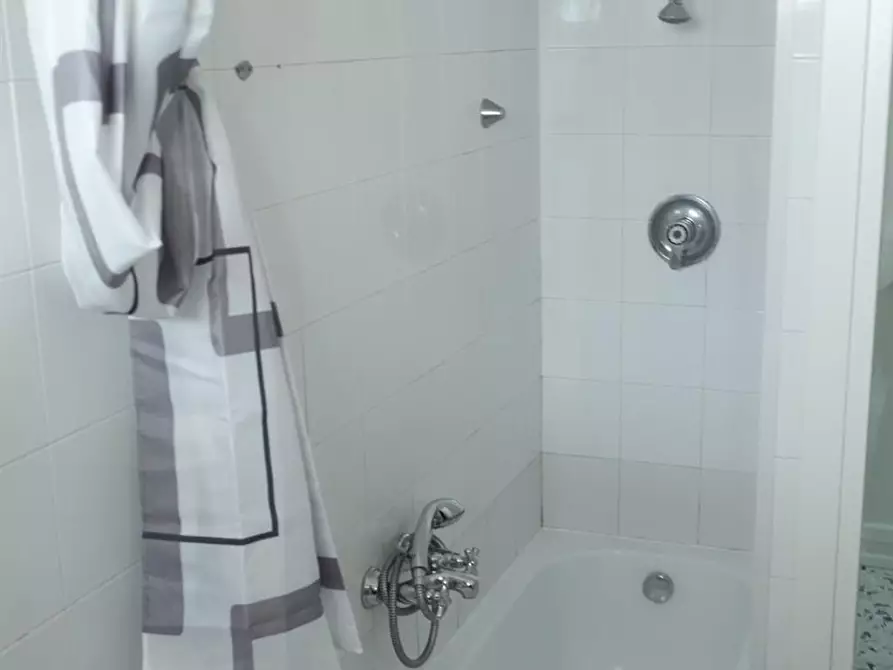 Immagine 22 di Stanza singola in affitto  in Via Nizza 29 a Sassari