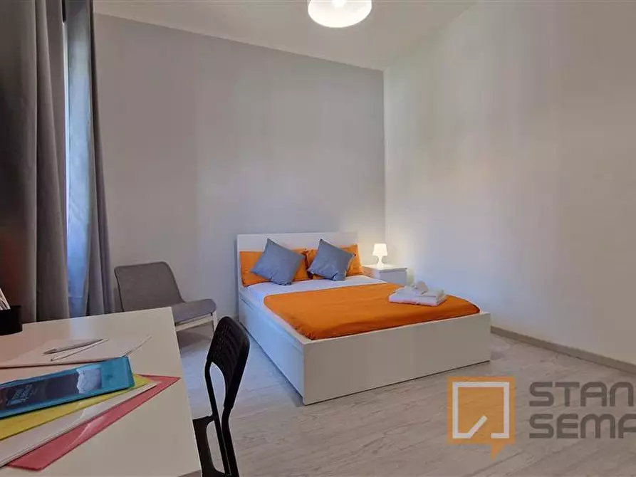 Immagine 3 di Stanza singola in affitto  in Via Ostiense, 343 a Roma