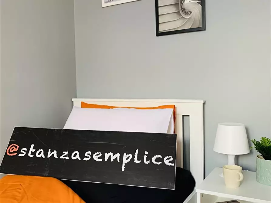 Immagine 4 di Stanza singola in affitto  in Via Sant'Agostino n.12 a Torino