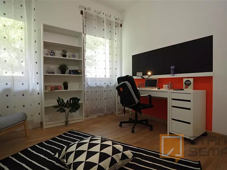 Immagine 1 di Stanza singola in affitto  in Via Santa Chiara 50 a Torino