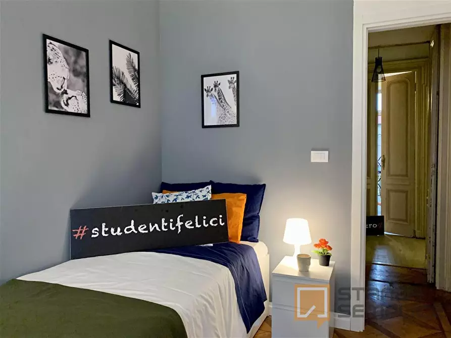 Immagine 1 di Stanza singola in affitto  in Corso Re Umberto n.34 a Torino