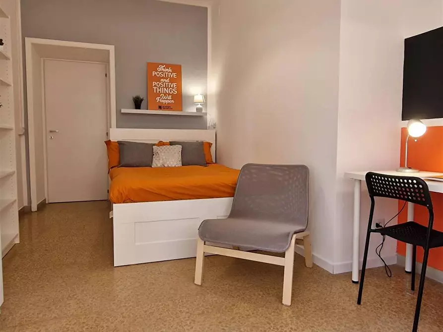 Immagine 5 di Stanza singola in affitto  in Lungotevere di Pietra Papa, 61  a Roma