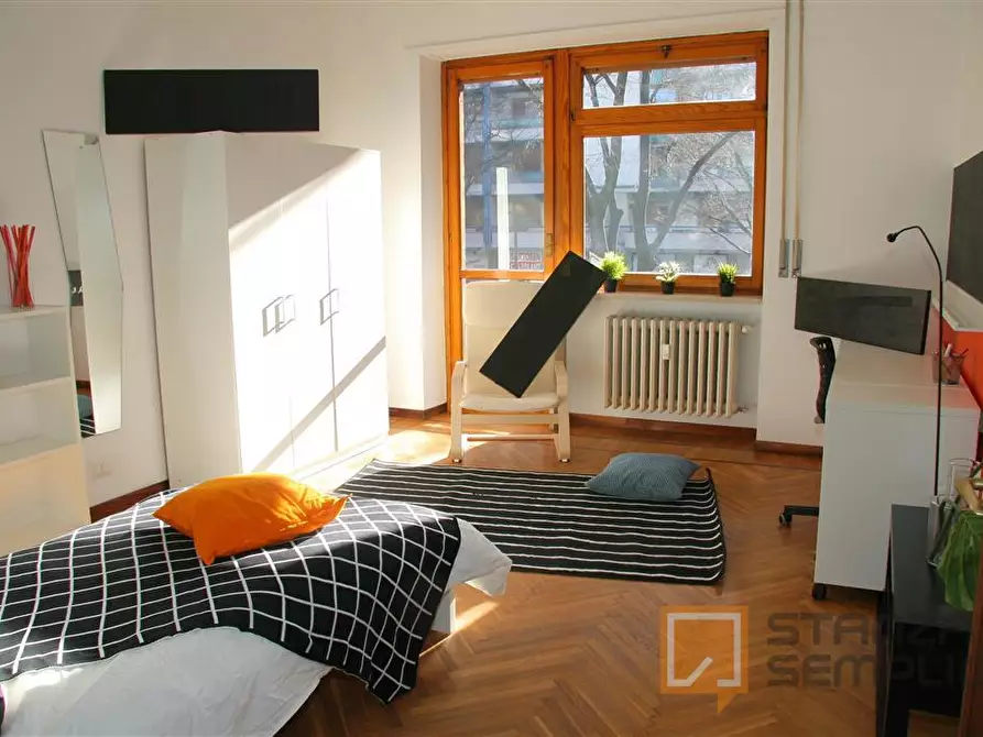 Immagine 2 di Stanza singola in affitto  in Corso Peschiera 354 a Torino