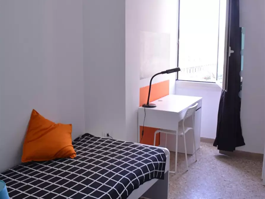 Immagine 1 di Stanza singola in affitto  in Via dei Giudicati n1 a Cagliari