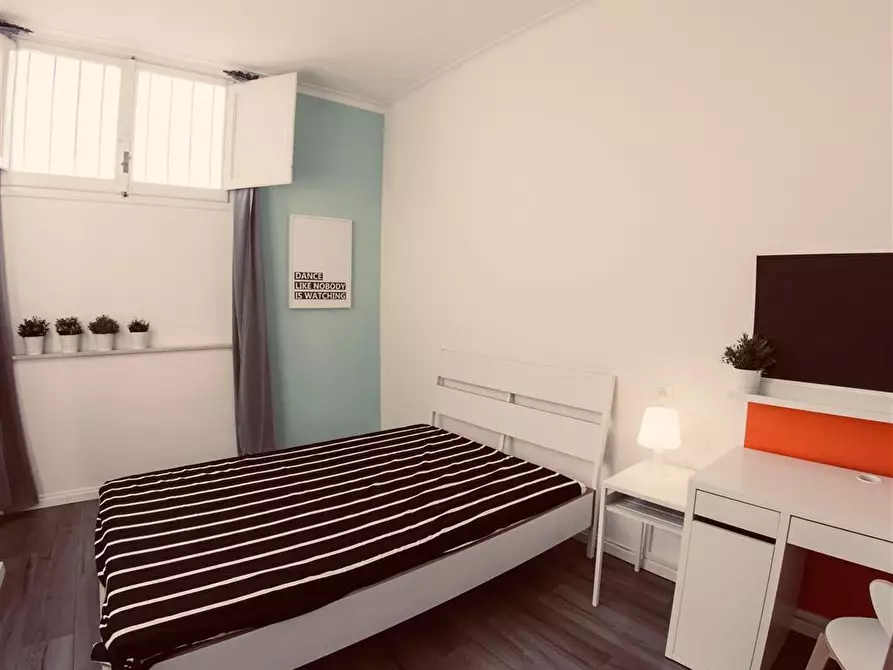 Immagine 2 di Stanza singola in affitto  in Via Circondaria n 59 a Firenze