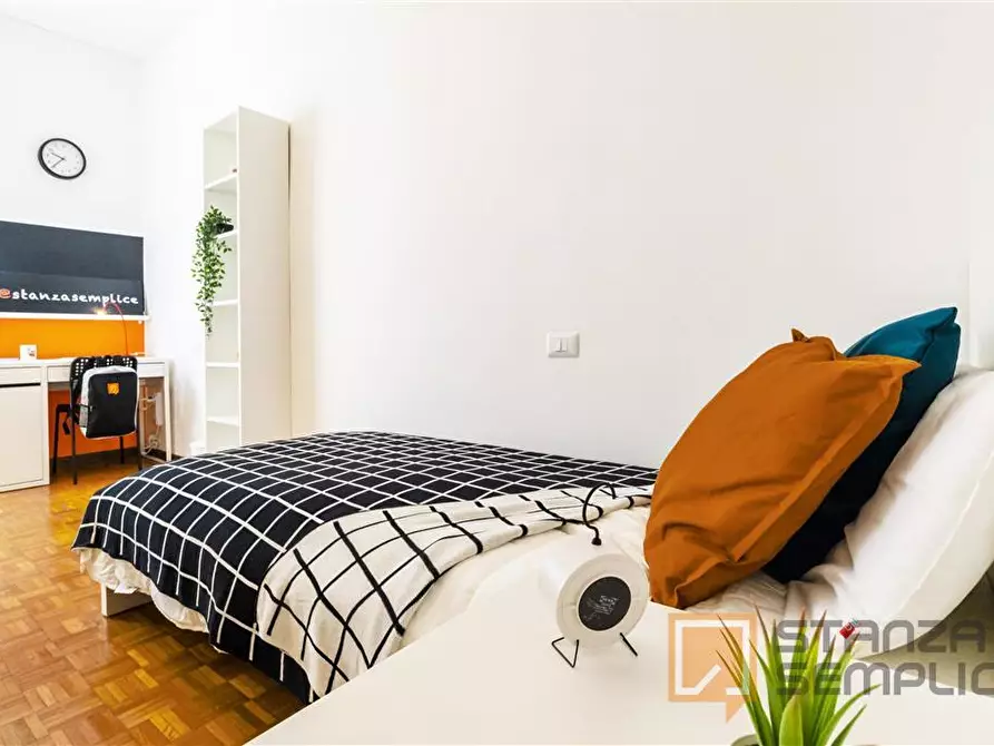 Immagine 2 di Stanza singola in affitto  in Via 24 MAGGIO 11 a Bergamo