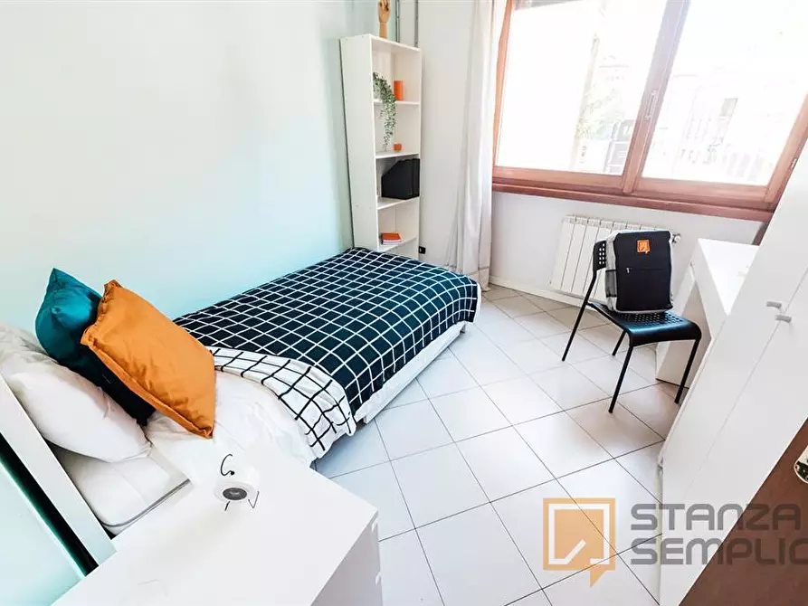 Immagine 1 di Stanza singola in affitto  in Via ANGELO MAJ 11 a Bergamo