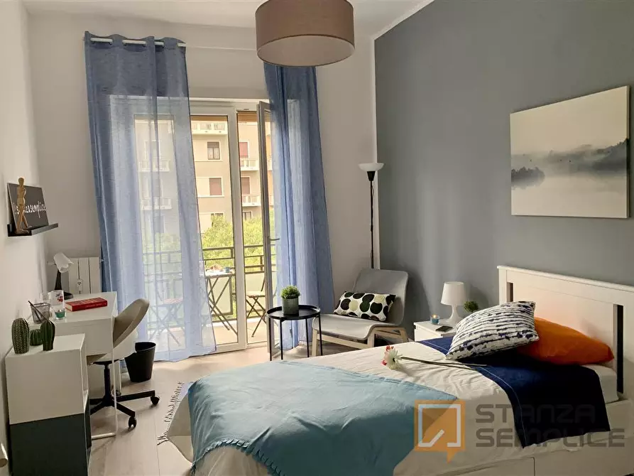 Immagine 1 di Stanza singola in affitto  in Corso Peschiera n.248 a Torino