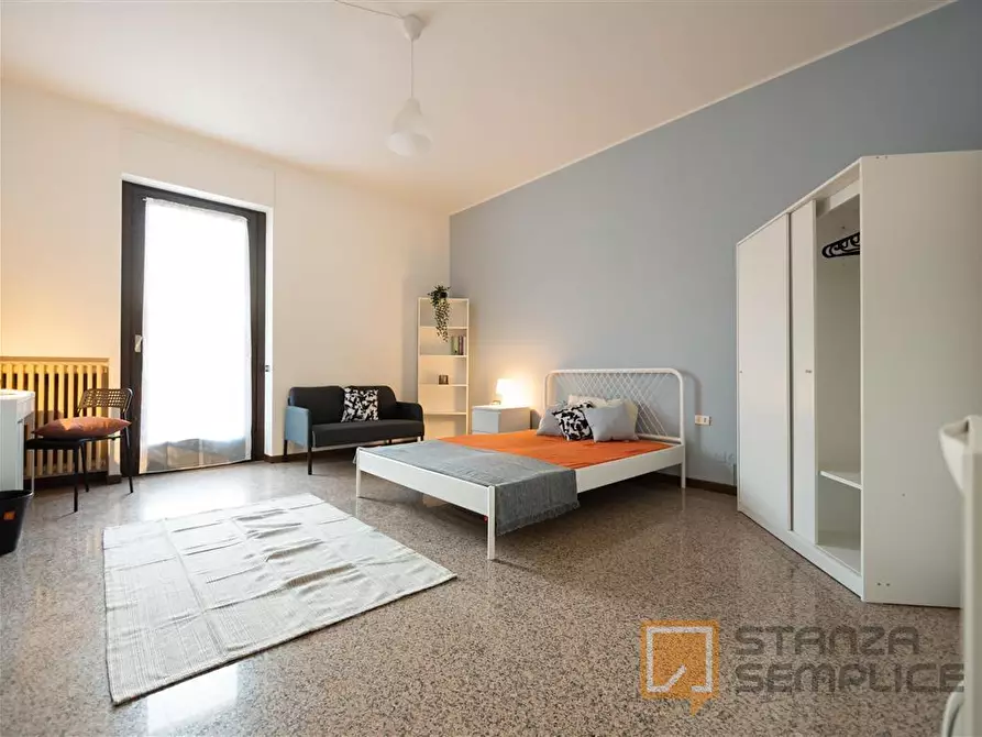 Immagine 2 di Stanza singola in affitto  in Via Goito 5 a Lecco