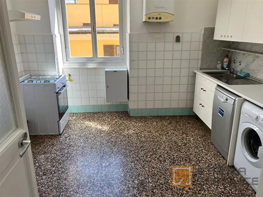 Immagine 2 di Stanza singola in affitto  in Via SALITA PIANO DI ROCCA 8/8 a Genova