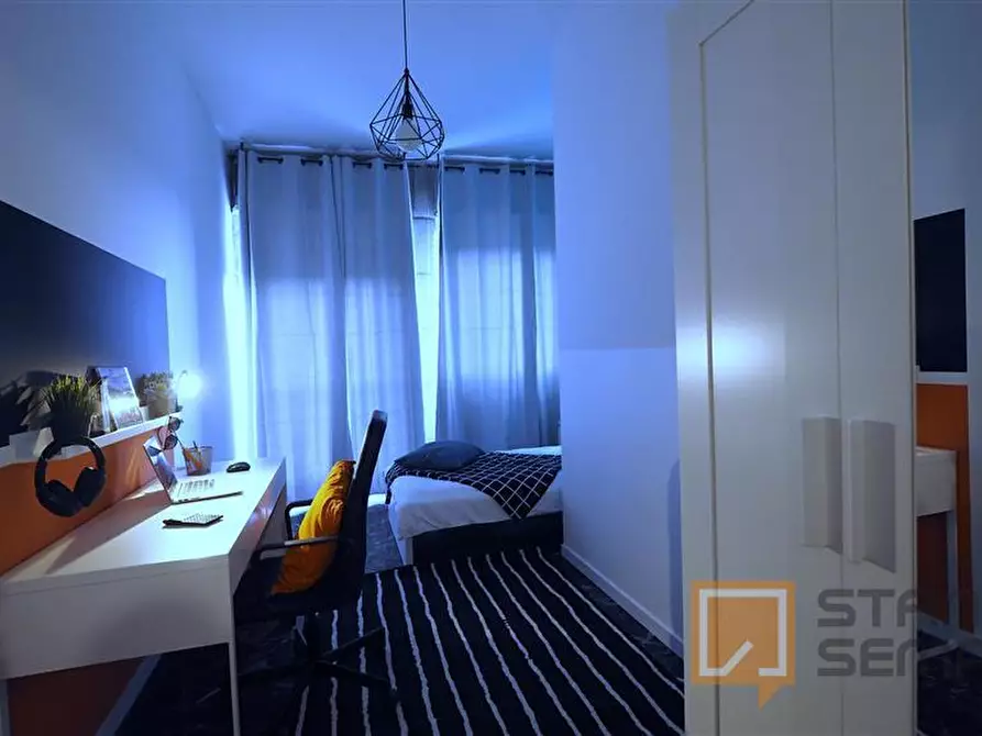 Immagine 4 di Stanza singola in affitto  in Piazza Statuto 24 a Torino