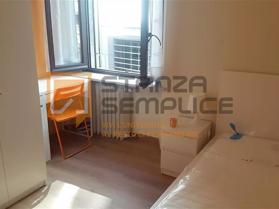 Immagine 1 di Stanza singola in affitto  in BORGO RONCHINI 9 a Parma