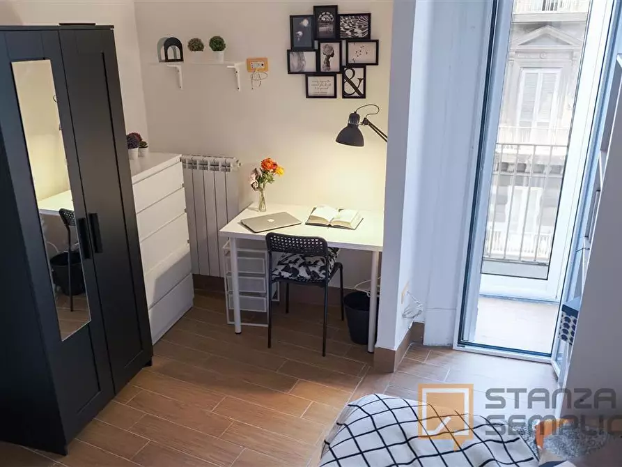 Immagine 3 di Stanza singola in affitto  in Via Enrico Pessina n. 15 a Napoli