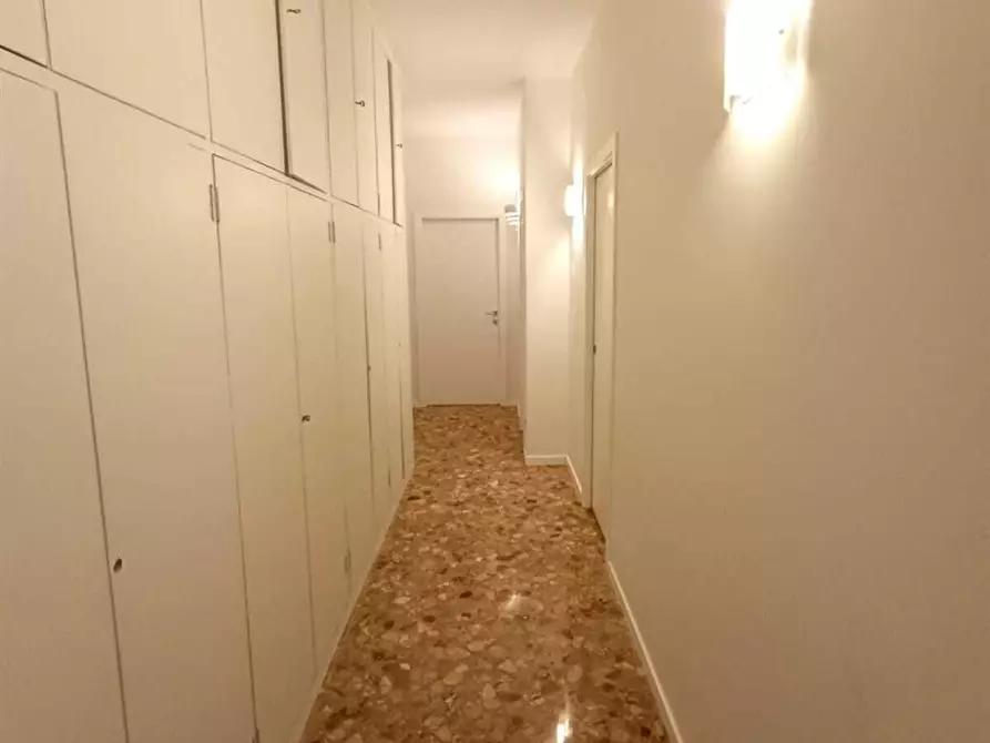 Immagine 11 di Stanza singola in affitto  in via carulli 5 a Bari