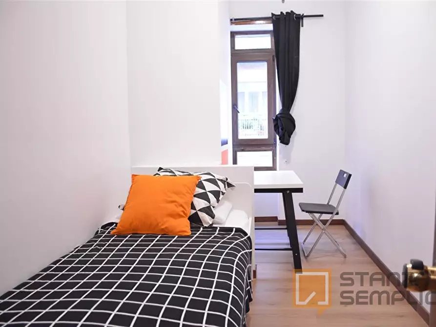 Immagine 3 di Stanza singola in affitto  in Via Tigellio 20b a Cagliari