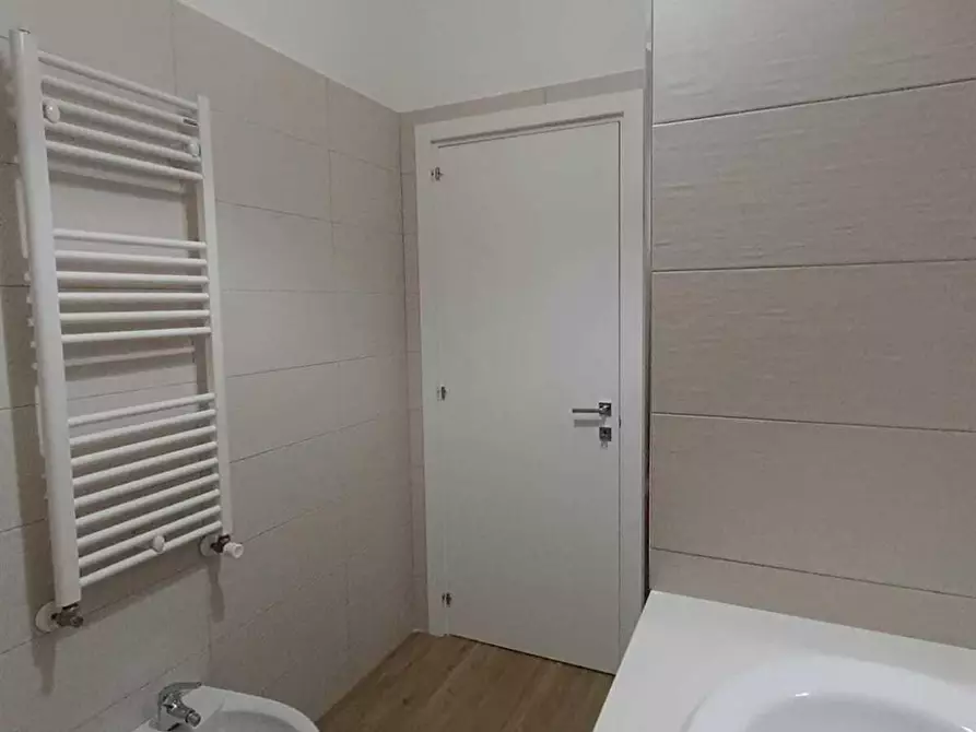 Immagine 6 di Stanza singola in affitto  in via carulli 5 a Bari