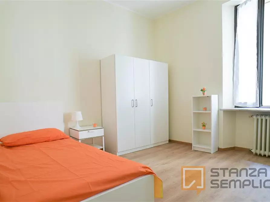 Immagine 3 di Stanza singola in affitto  in BORGO RONCHINI  a Parma