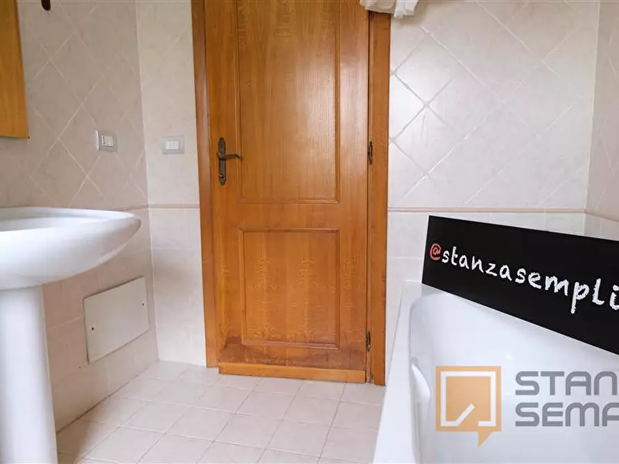 Immagine 18 di Stanza singola in affitto  in Via Cordedda 4 a Sassari