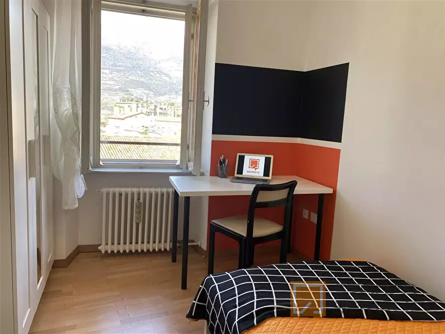 Immagine 1 di Stanza singola in affitto  in Via VIA CALCINARI 3 a Rovereto