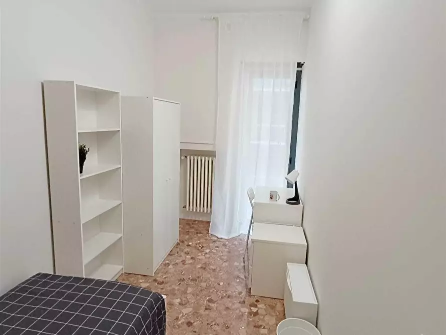 Immagine 3 di Stanza singola in affitto  in via carulli 5 a Bari