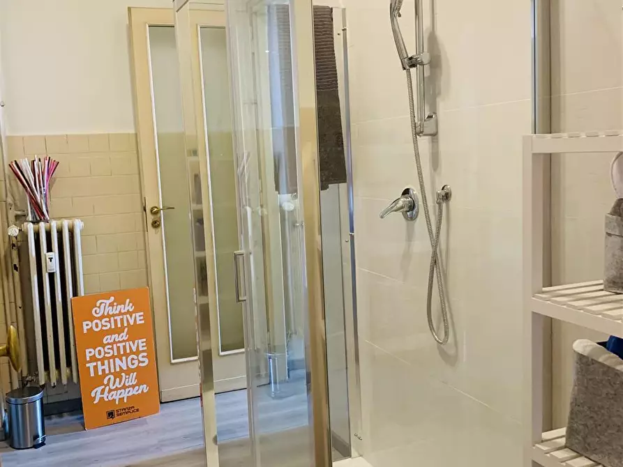 Immagine 12 di Stanza singola in affitto  in Corso Re Umberto n.34 a Torino