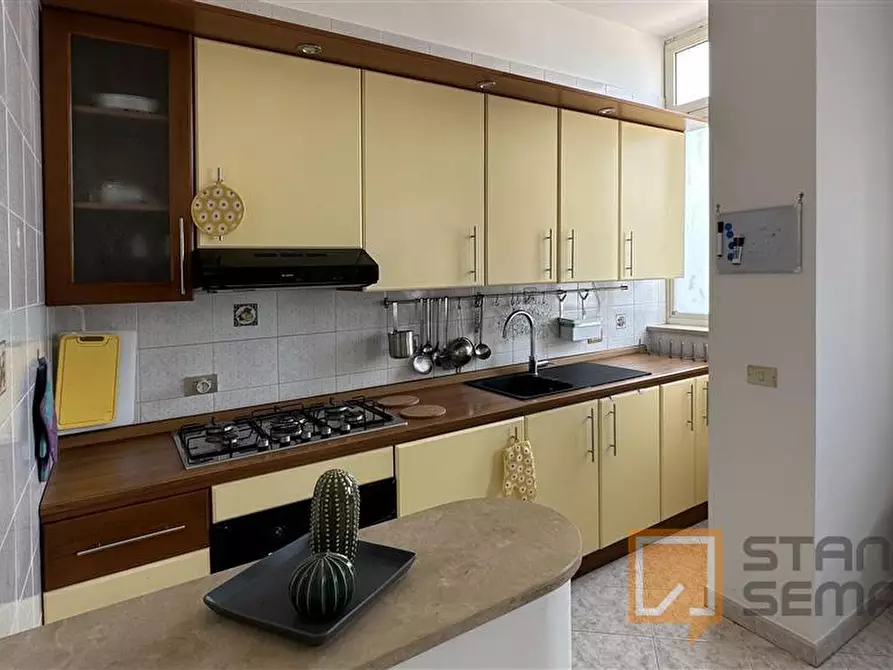 Immagine 14 di Stanza singola in affitto  in Via Diocleziano n. 210   a Casandrino